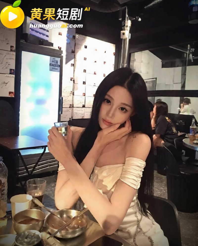 抖音男网红Alex 劈腿惯犯实锤 订婚后分手真相曝光 私密视频疯传