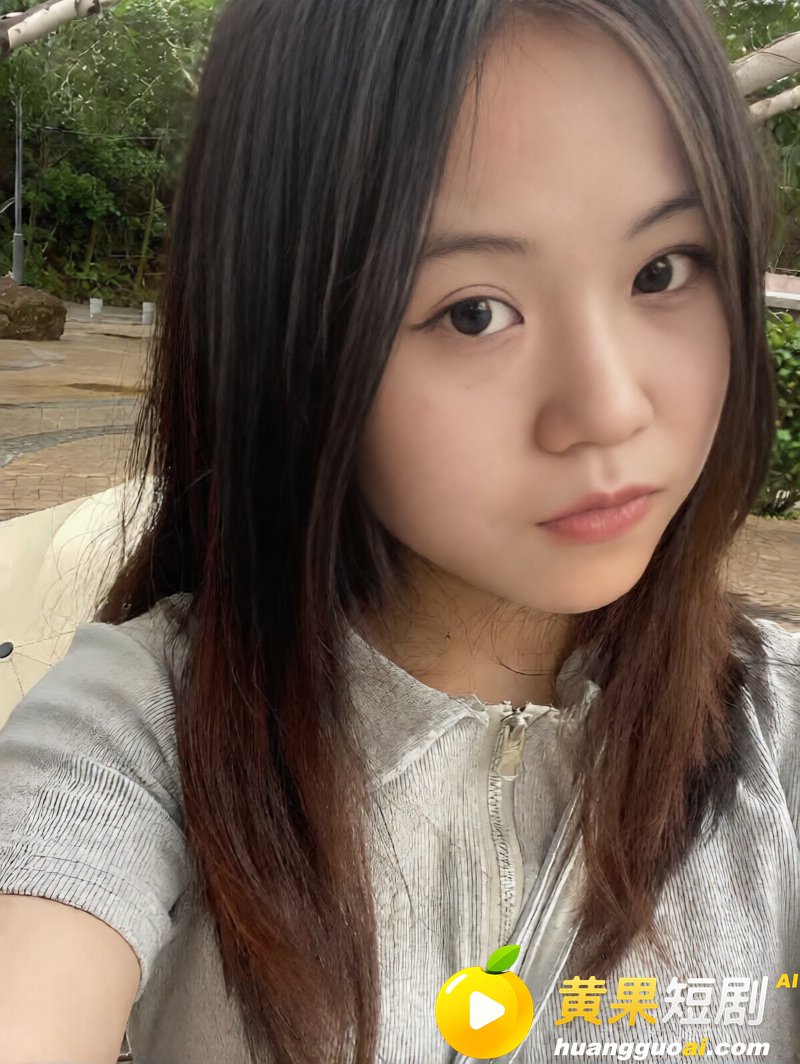 长沙04年妹子吴紫 私密视频流出 露脸口交舔蛋 出租屋无套激情 彻底塌房