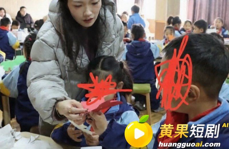 诸暨网红玩乐哥实锤出轨 教师第三者打胎 妻子曝光私密视频 人设崩塌