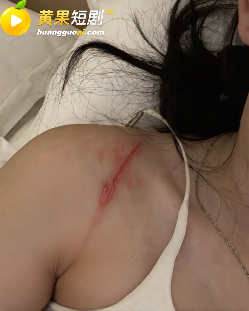 陕西渣男 秦俊男 被曝恋爱期间多次出轨 家暴打人割腕威胁 就连姐姐的伴娘都不放过?