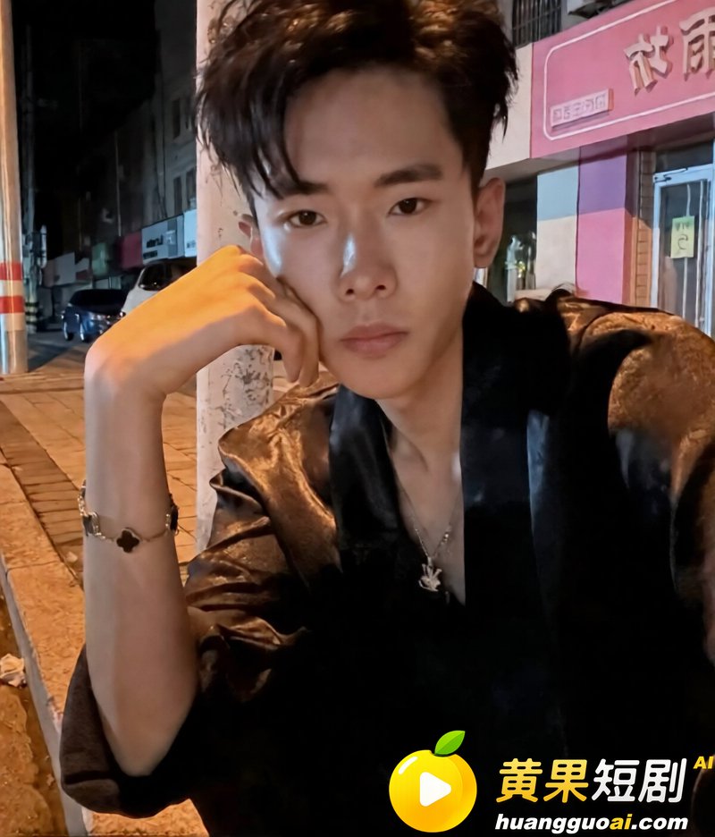 抖音网红 徐芊忆 被前任于景安曝光 恋爱期间出轨5次 倒卖货源牟暴利 人设碎到渣都不剩！