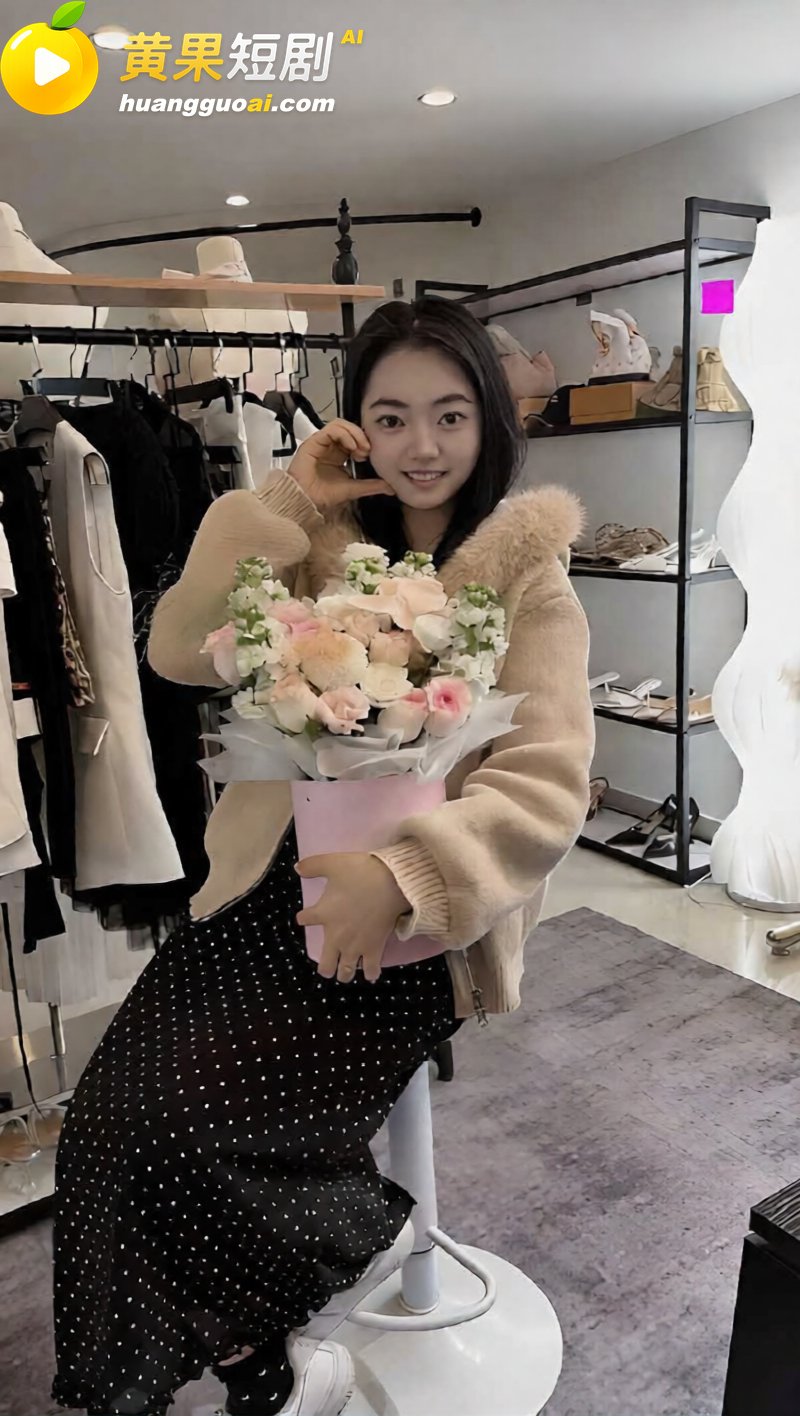 云南昆明夫妻 性爱视频曝光 巨乳人妻露脸深喉口技一流 无套打桩骚叫不断!