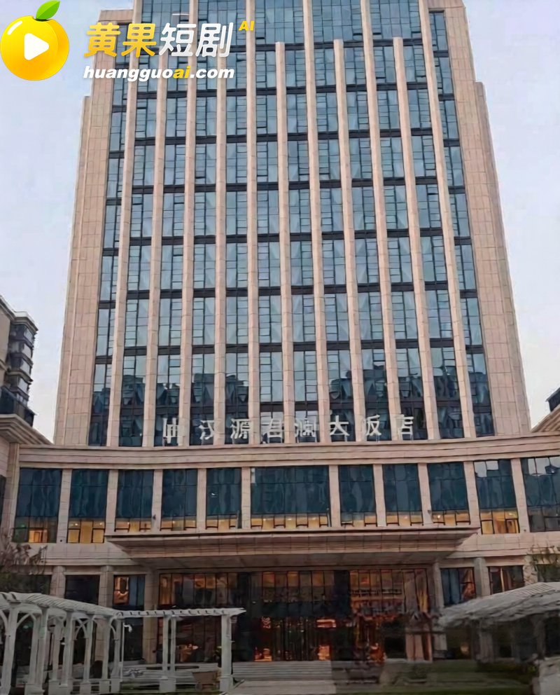 徐州女民警陈祝疑 与副所长洗浴老板等多男有染 原配怒曝偷情内裤和私密视频