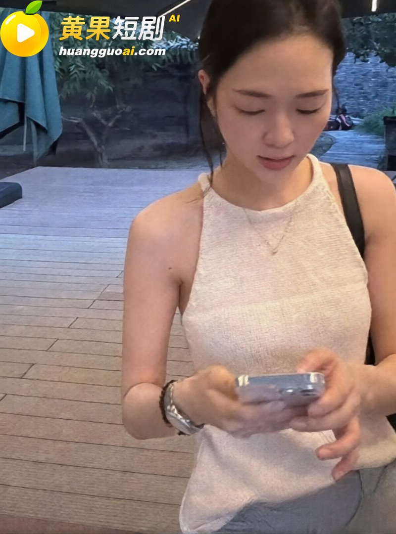 徐州女民警陈祝疑 与副所长洗浴老板等多男有染 原配怒曝偷情内裤和私密视频