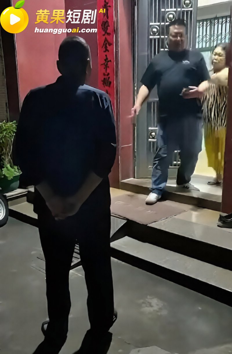 潮州爆出惊天大瓜母女同侍一男 原配得知荒唐真相崩溃 深夜光膀子杀上门开撕