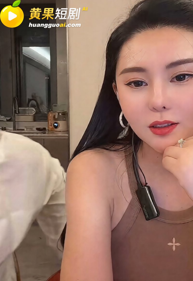 快手网红 雨化田 被刘二狗爆料睡女徒弟 离婚冷静期没过 又曝田嫂出轨切片