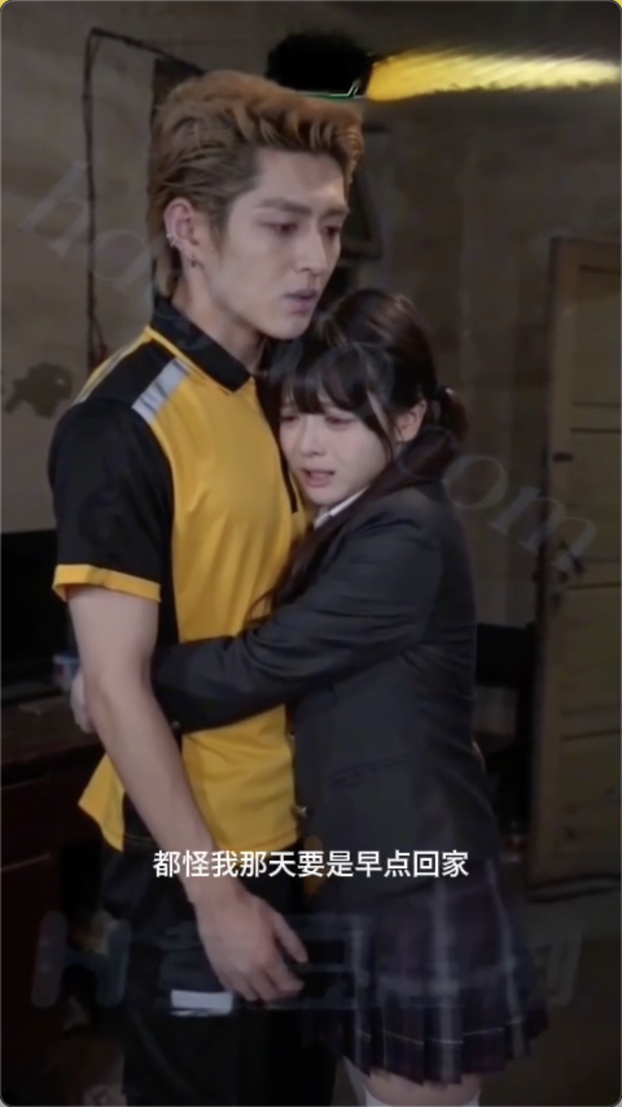 黄果原创AI成人短剧《美团代操》美团小哥兼职代操!上门送套被饥渴人妻直接验货:不够18厘米就滚蛋,