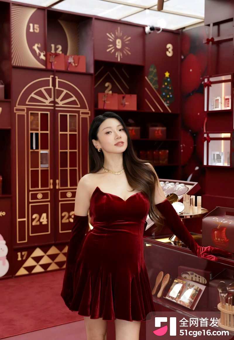 郑恺前任 程晓玥 时隔9年首谈分手 恋爱期间移情杨颖