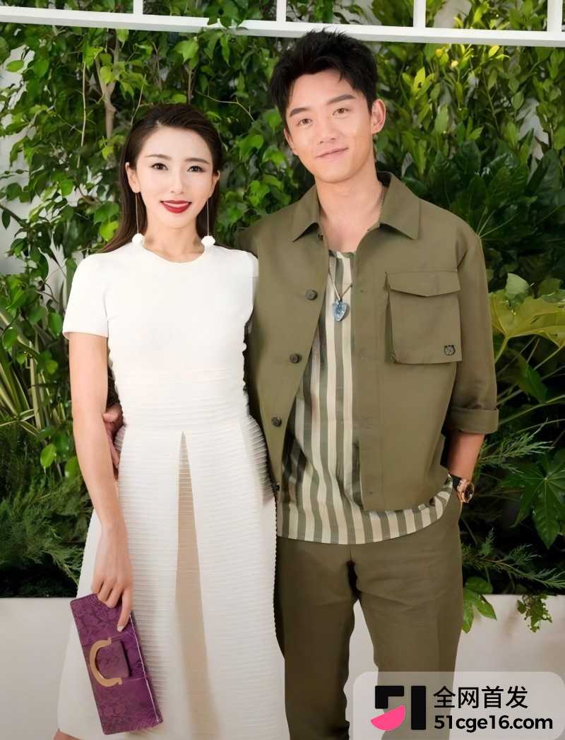 郑恺前任 程晓玥 时隔9年首谈分手 恋爱期间移情杨颖