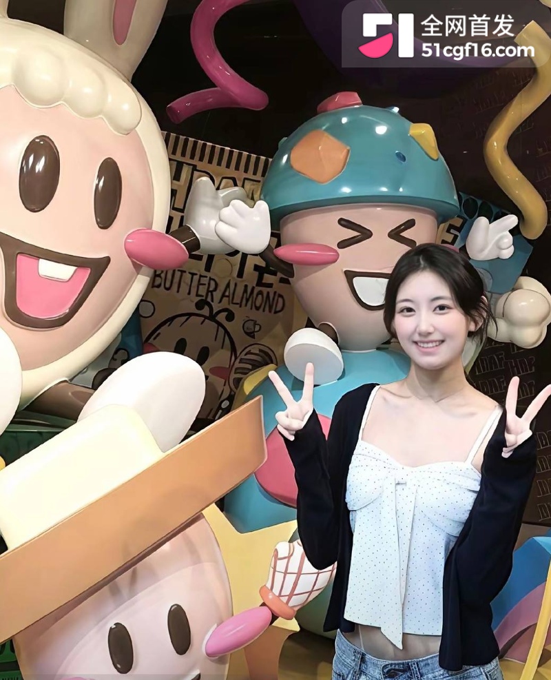 瓜友爆料 武汉理工反差女大 夏悦琳 性欲旺盛 深夜自慰求调教 吃鸡吞精样样精通