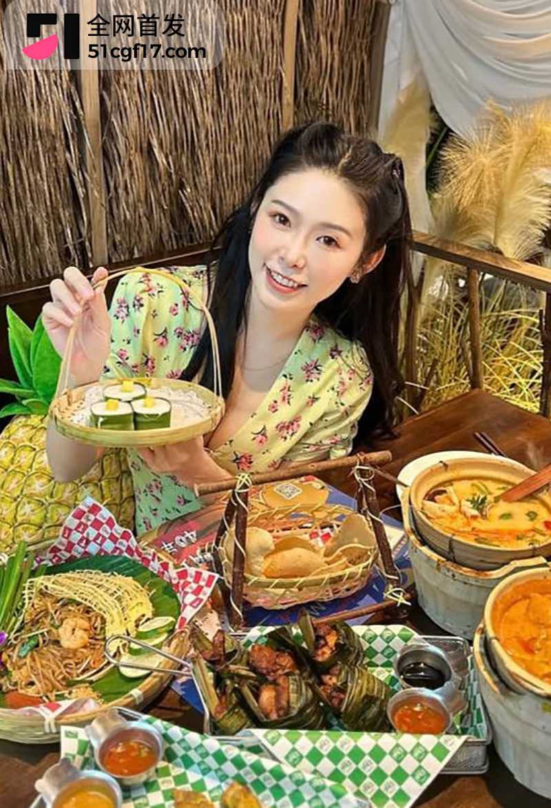 绝美女演员 李凯诗 被金主训成母狗 无套后入炮机轰穴 双洞齐开极度淫贱