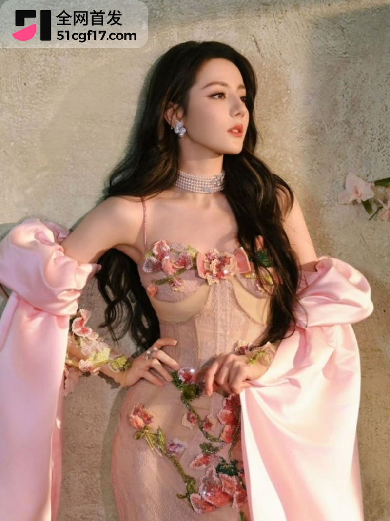 顶流女星 迪丽热巴 AI黄谣事件 公司正式起诉要求视频全面下架 瓜友们且看且珍惜啊