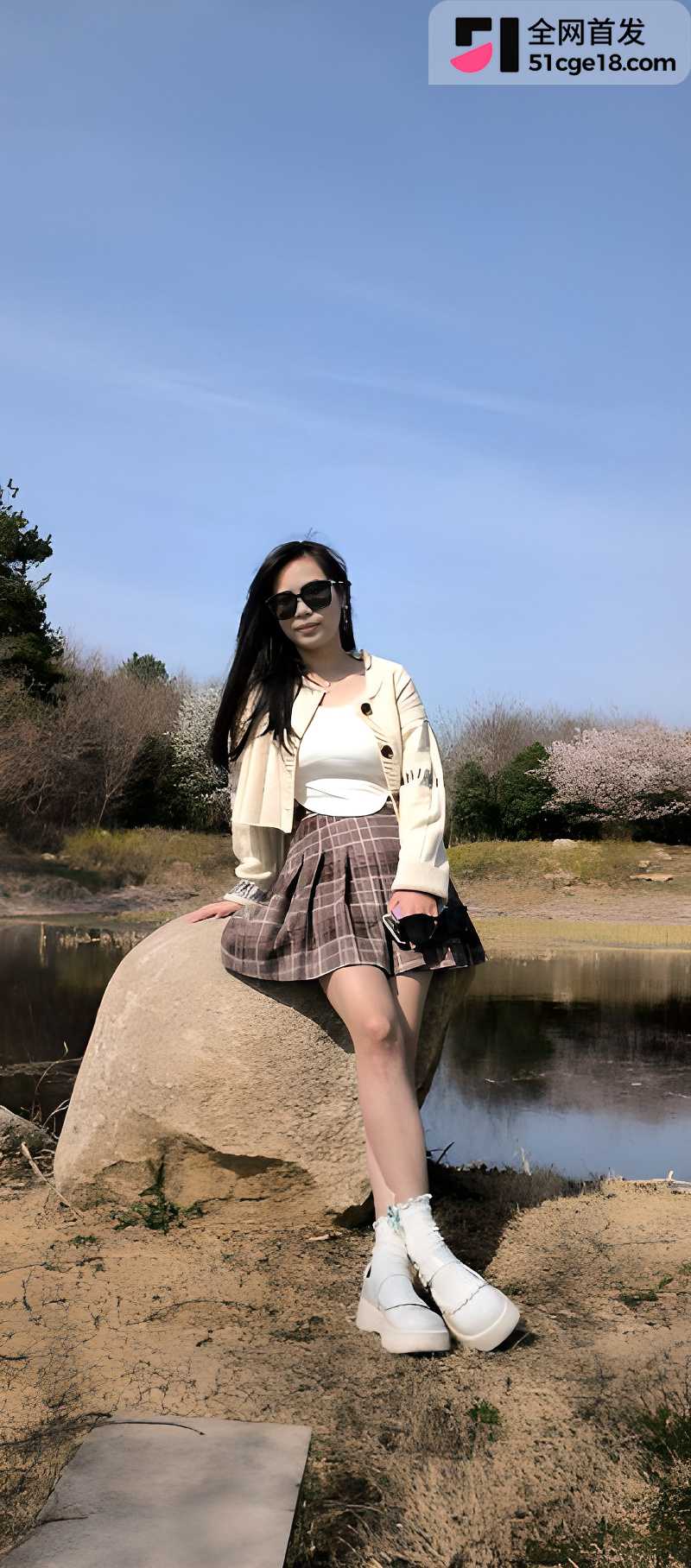 瓜友独家爆料 与前女友刘丹性爱视频 骑乘大屌狂操骚穴 浪叫直接变母狗
