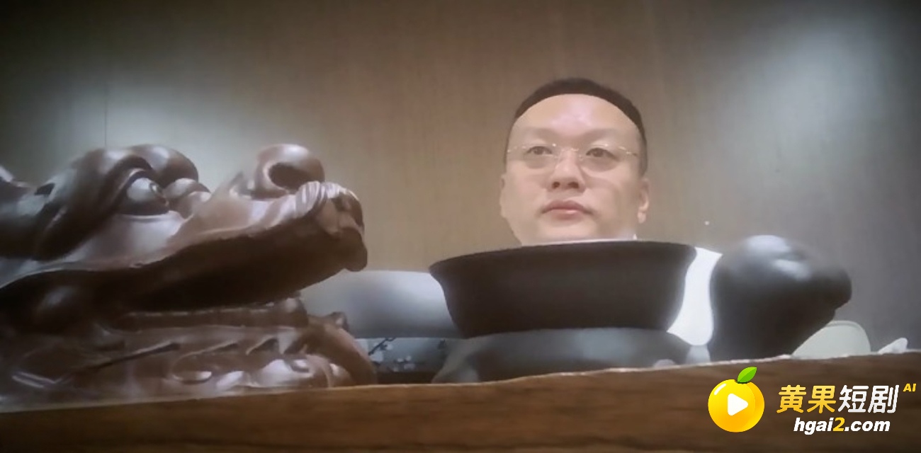 半岛记者卧底调查七星海长湾  邓丕兵隐藏网络诈骗窝点 涉嫌打造犯罪帝国